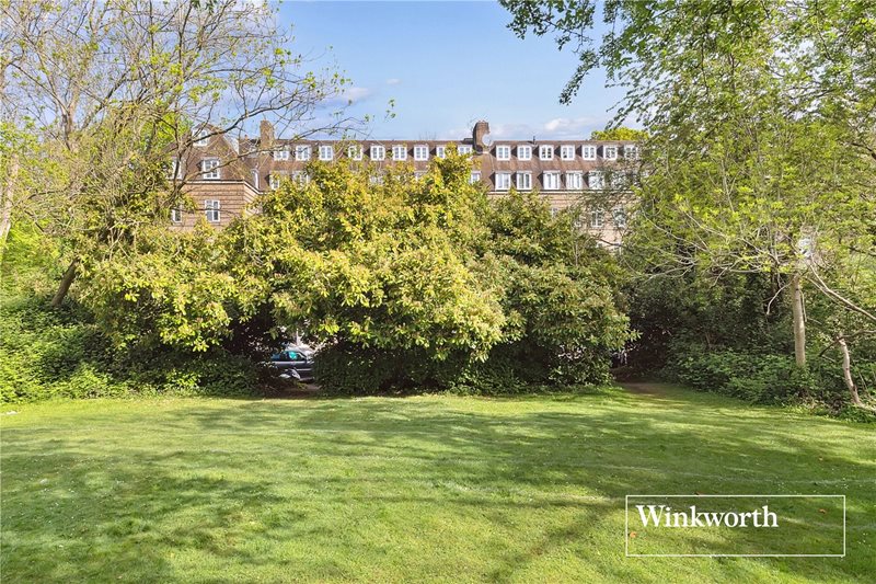 Waverley Grove, Finchley, London, N3
